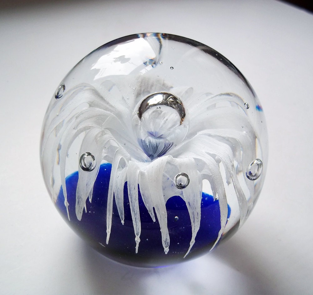 Vintage Blue And White Art Glass Paperweight By Vintagedazzle