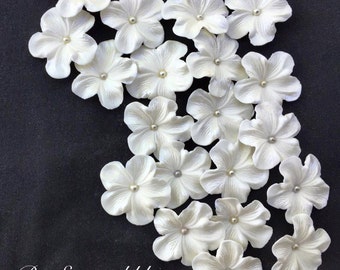 White Gum Paste Flowers Edible Cake Decorations 25 piece SILVER
