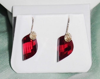 38 cts Natural Fancy cut Red Topaz gemstones, 14kt yellow gold Pierced Earrings