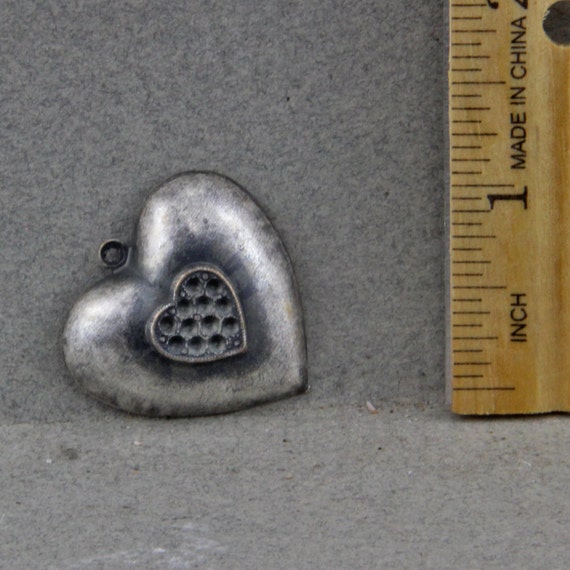 Vintage Metal Heart Charms Pendants Puffy Silver Color Heart