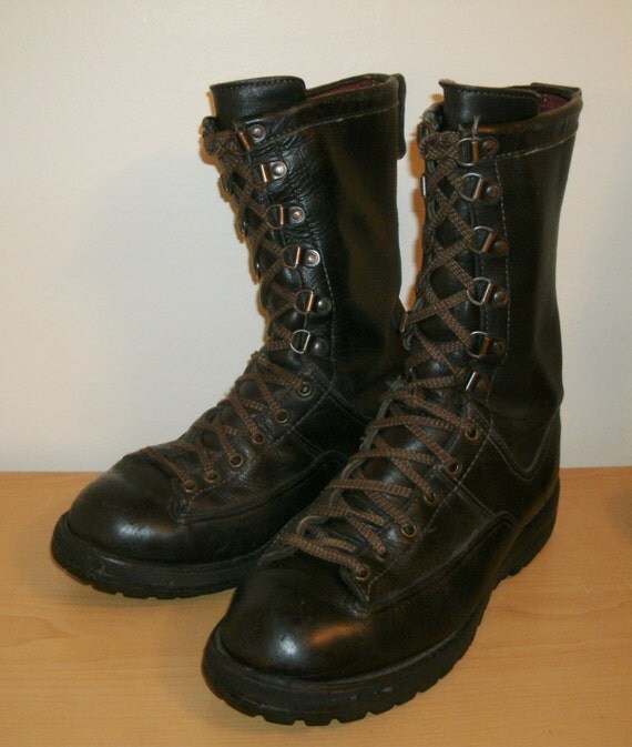 Vintage Danner Black Leather Lace Up Boots Work by kellyshippyhut