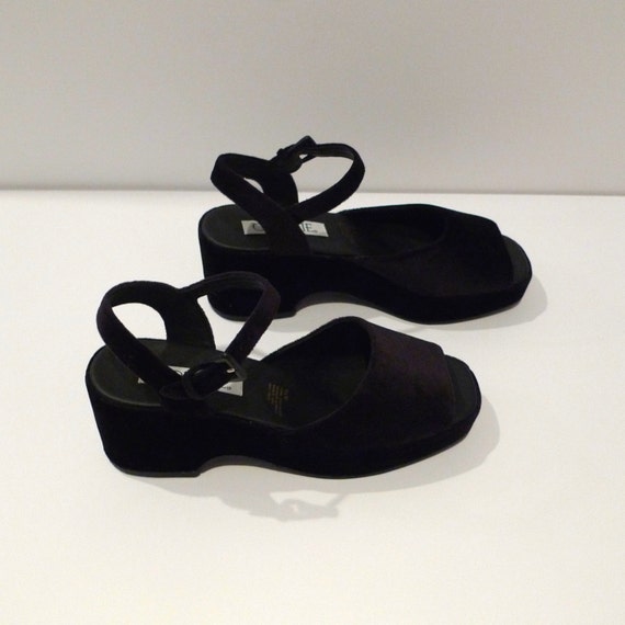 Black Velvet Sandals Vintage Platform Shoes Size 9.5 Women