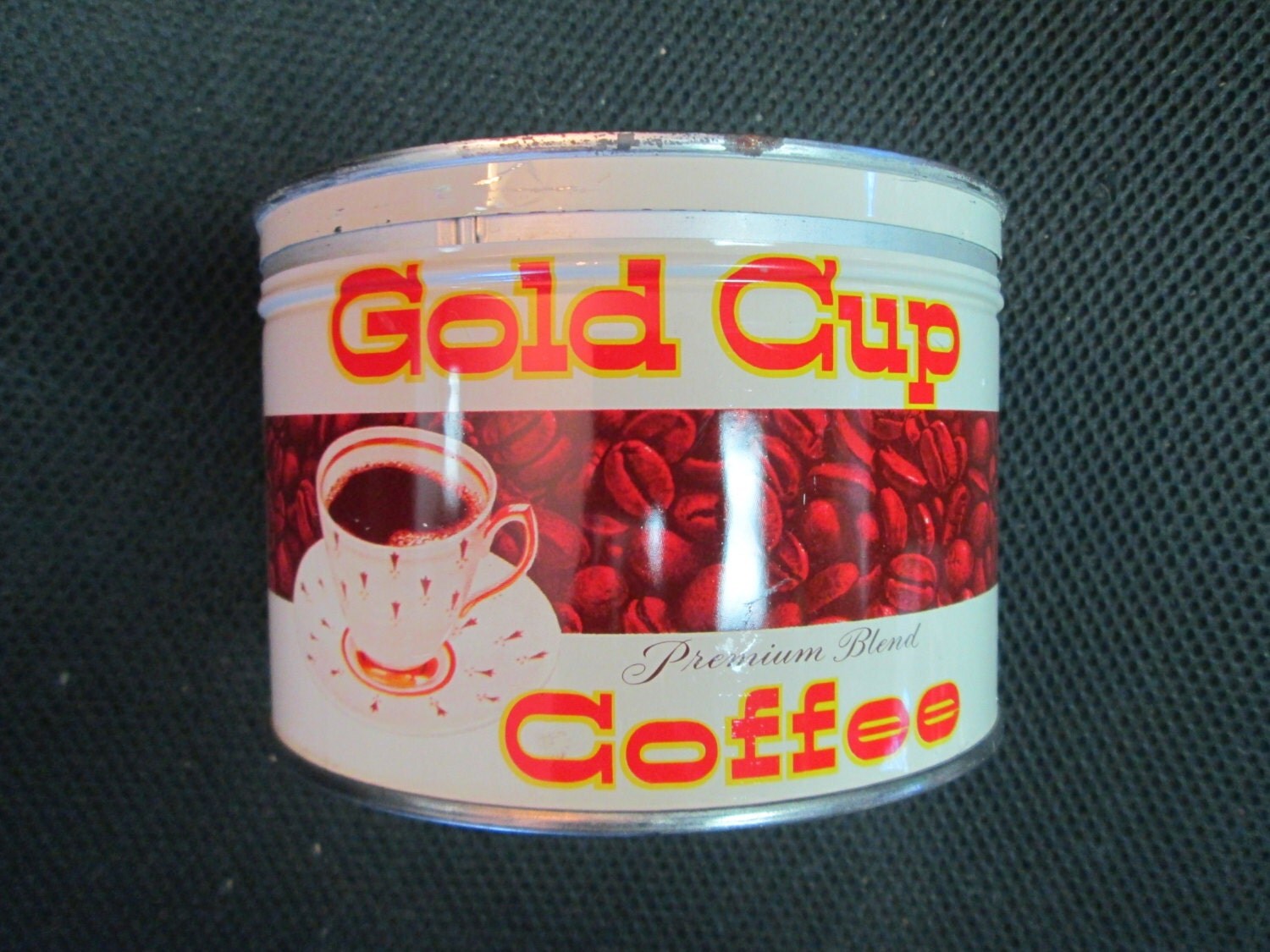 Vintage Gold Cup Premium Blend Coffee tin 1 lb Roasted