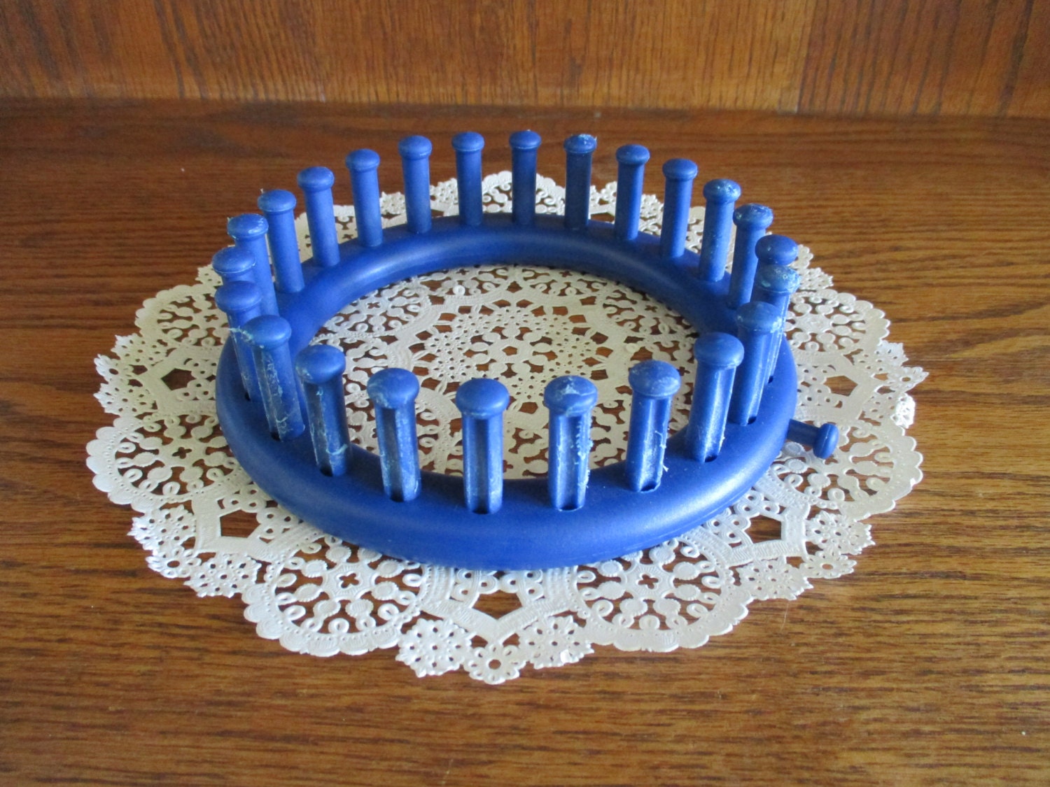 Blue Round Loom 5 Provo Craft Knifty Knitter Knitting