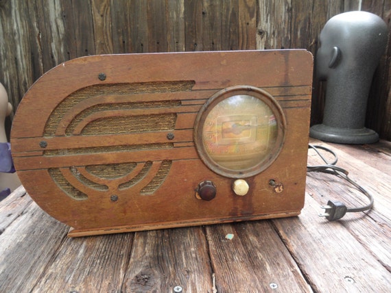 1940 AM Radio Possible Shortwave Wood Cabinet By IronandLaceLinens   Il 570xN.778126091 3gct 