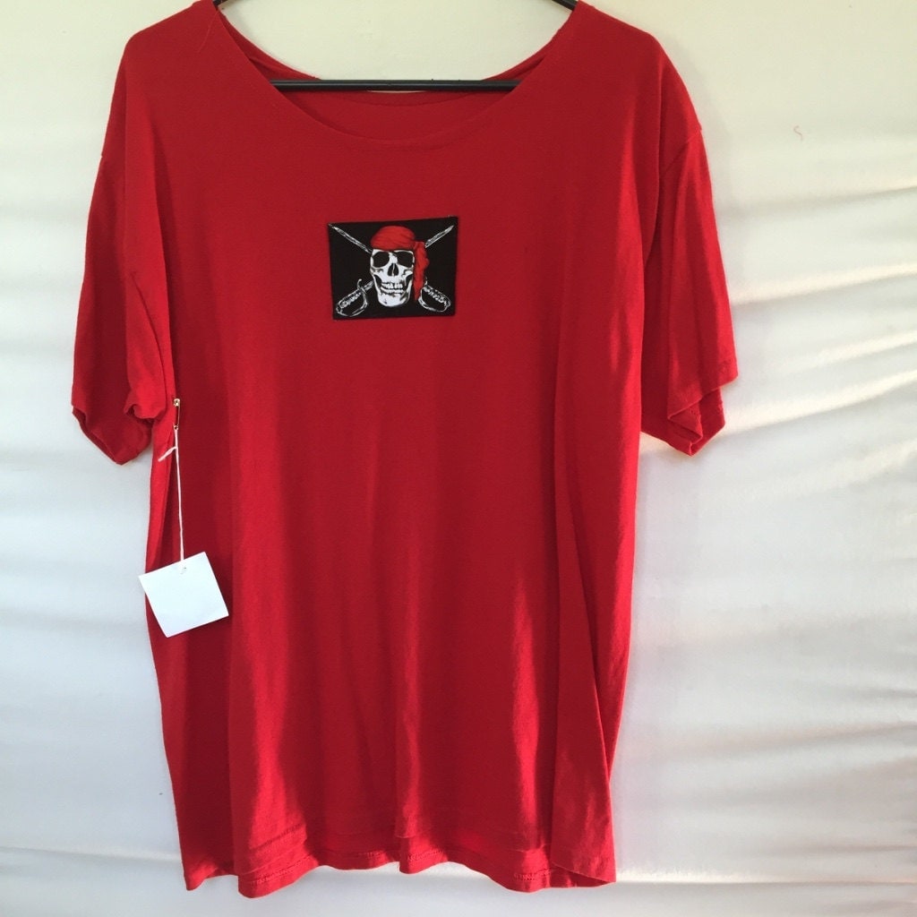 Ladies Red Pirate Theme Tee Shirt