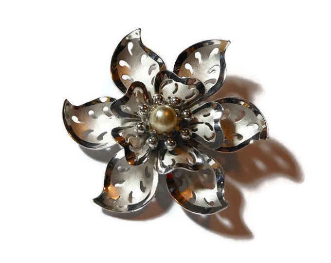 FREE SHIPPING 1940s Coro brooch and pendant, silver flower with cut out leaves in satin and brushed silver with silvered pearl center.