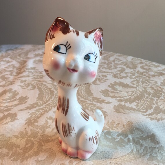 Vintage Ceramic Cat Figurine Made in Japan