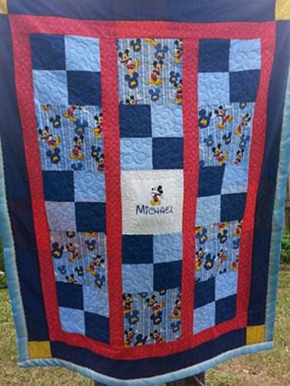 mickey-mouse-baby-toddler-quilt