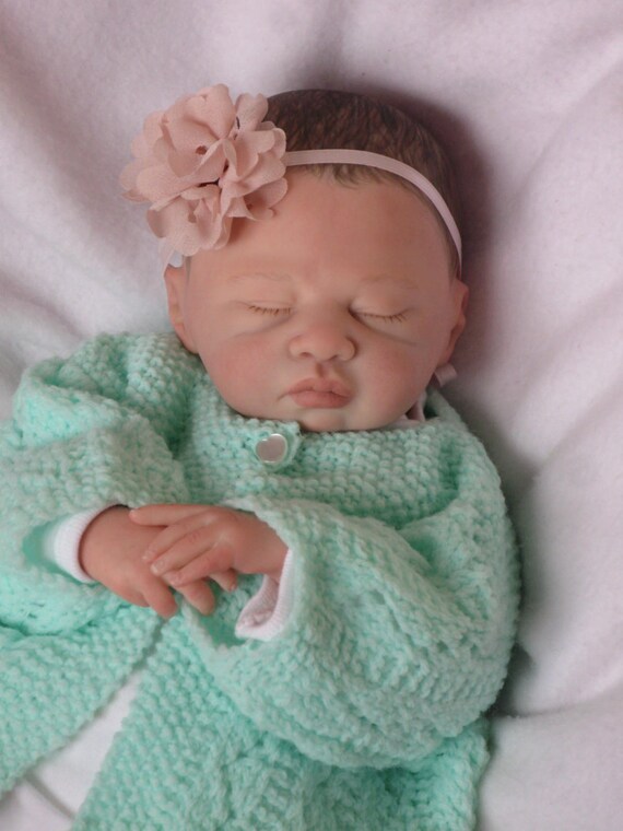 OPEN MOUTH reborn baby girl Takes a full pacifier & bottle