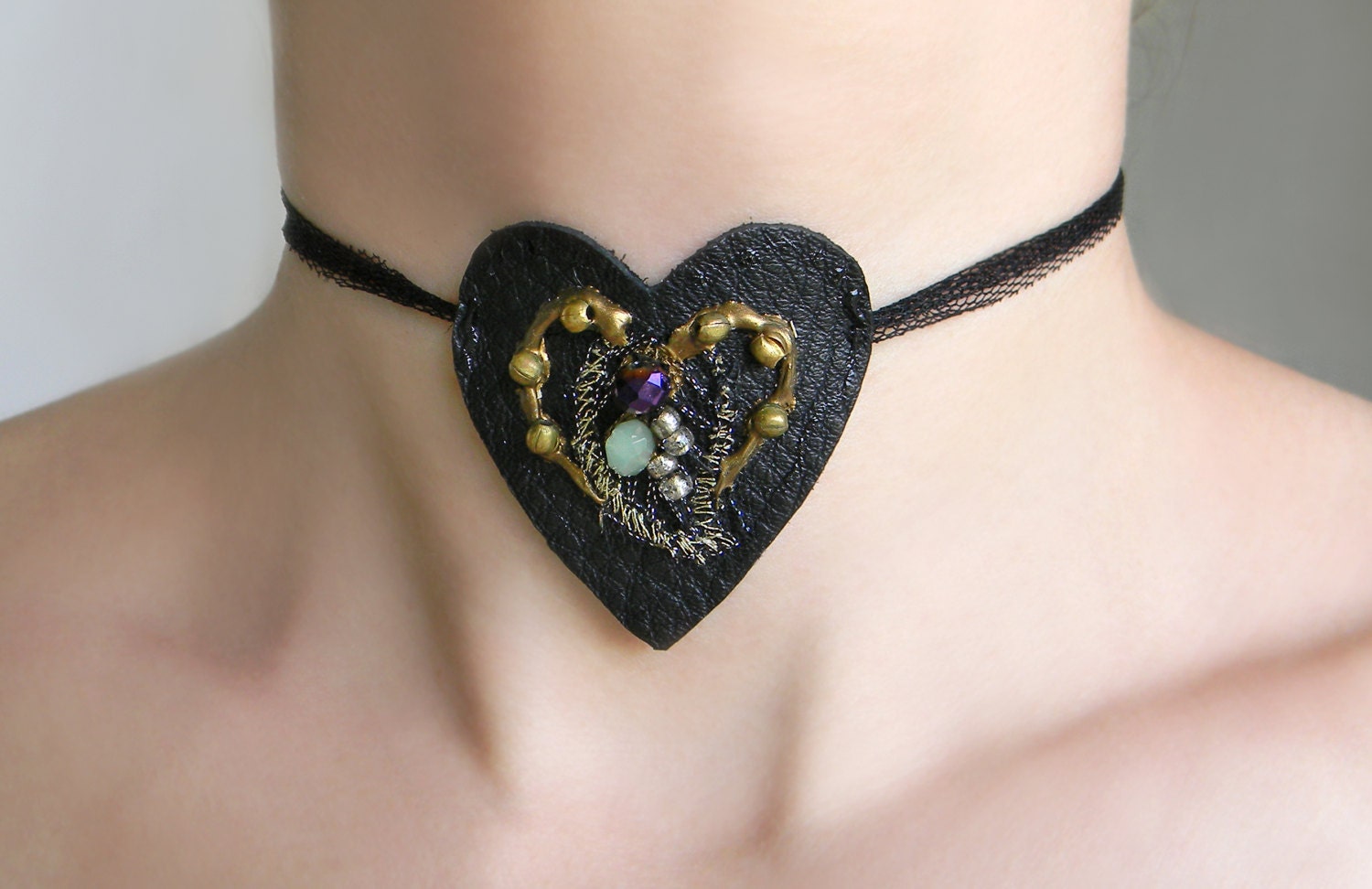 Queen of spades choker Clearance