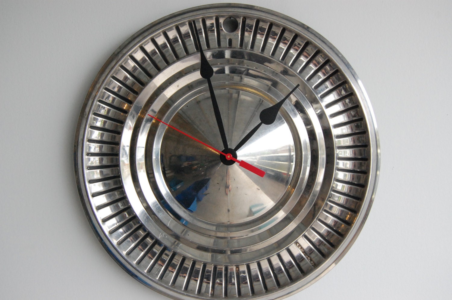 SALE196264 Ford Falcon Hubcap Clock