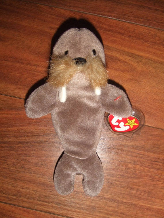 Jolly the Walrus Beanie Baby Original 4082-Retired