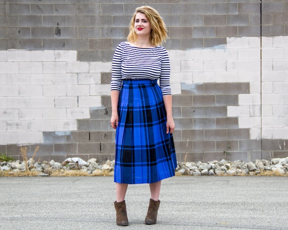 vintage blue plaid skirt / high waisted midi skirt / plaid