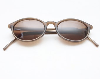 Rare 90's Vintage "OLIVER" Oval Sunglasses