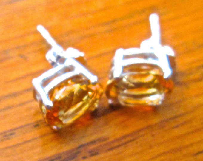 Citrine Stud Earrings, 9x7mm Oval, Natural, Set in Sterling Silver E795