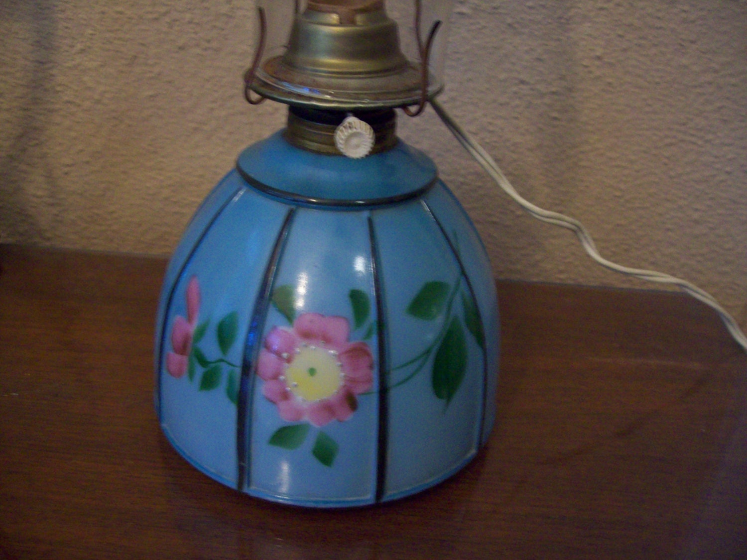 Converted oil lamp electrified oil lamp font