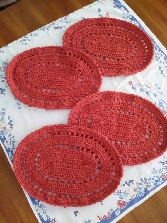 Oval crocheted placemats