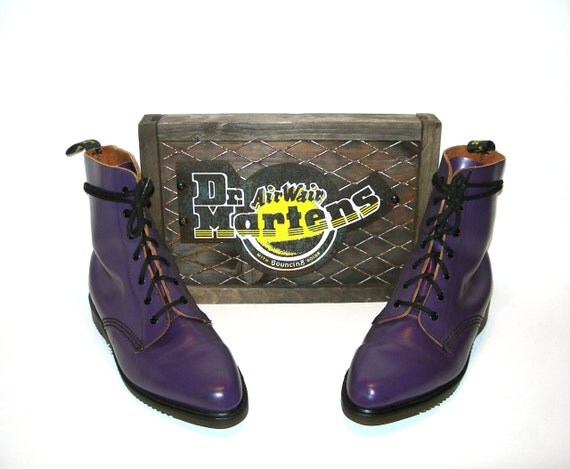 dr martens pointed toe