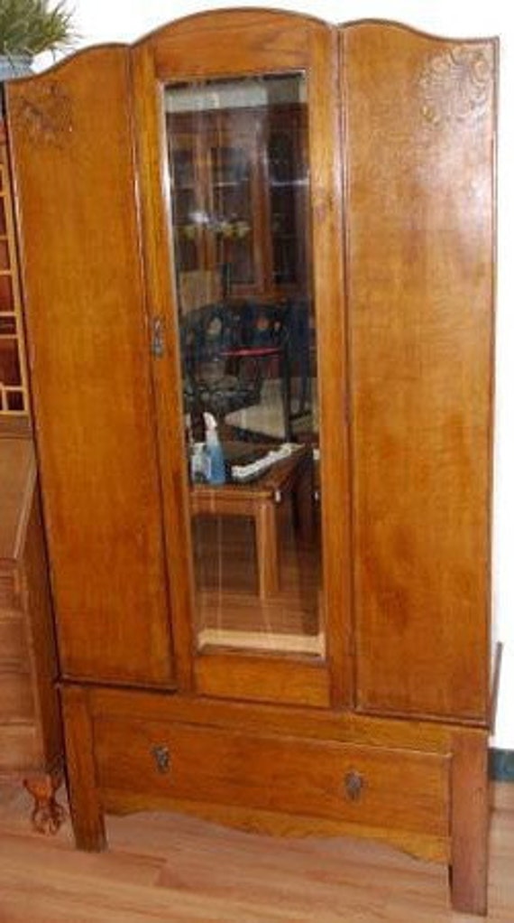 Antique Victorian Mahogany Armoire / by ProvincialButFrench