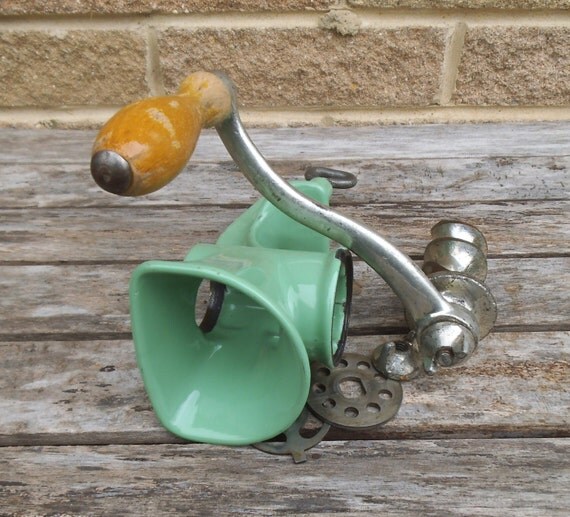 Vintage Mincer / Grinder Meat Mincer in by VintageLoulabelle