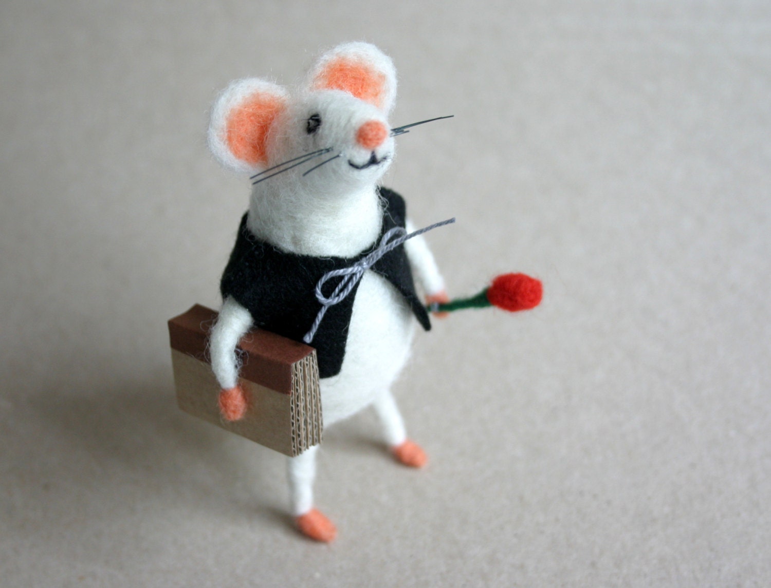 small mouse figurines