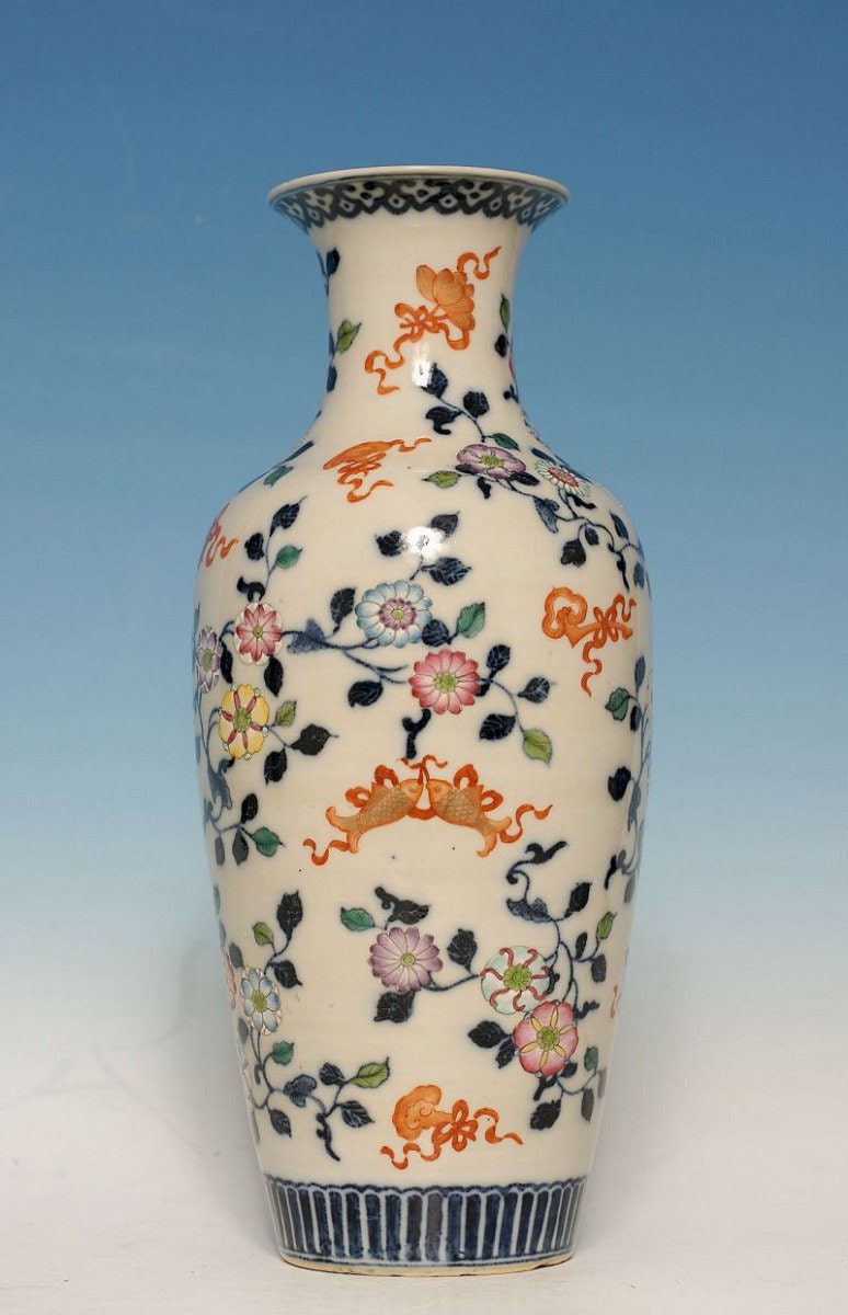 LARGE Chinese Antique DaoGuang Marked Porcelain Baluster Vase