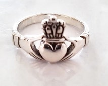 wedding dress invitation gift claddagh ring