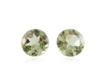 Hebei Peridot Loose Gemstones Set of 2 Round 4mm TGW 0.42 cts.