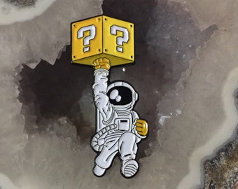 Tipper Festival Hat Pin