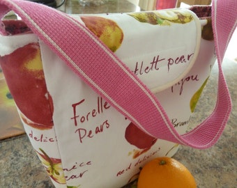 Lunch bag insulated wipe clean lining - REDUCED