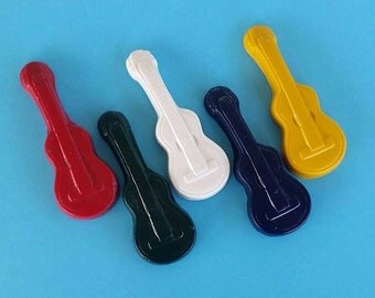 Guitar Crayons, Guitar, Music Party, Guitar Party, Rock Star Party, Birthday Party, Party Favors, String Instrument, Music, Musical, Unique
