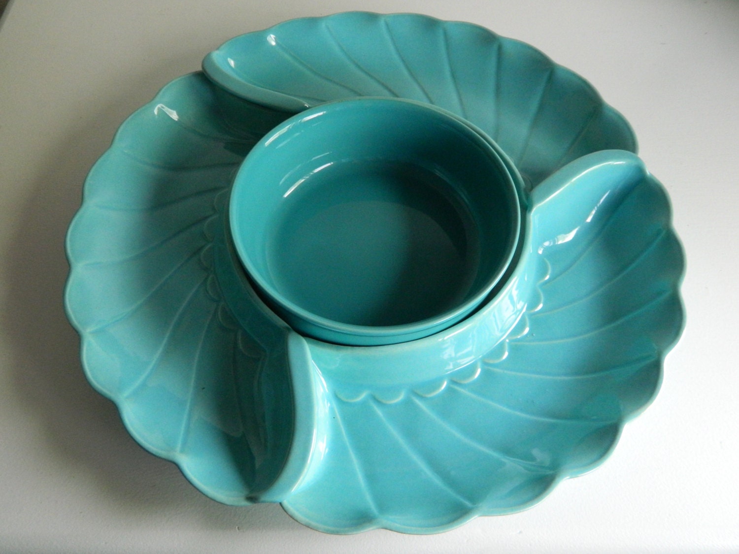 Vintage Lazy Susan Serving Dishes, USA Pottery Haute Juice