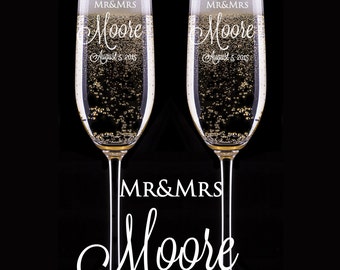 Wedding Champagne Glasses, Engraved Champagne Flutes, Personalized Champagne Glass, Custom Toasting Glasses, Wedding Gift, Bride and Groom