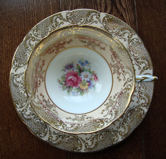 Paragon Fine Bone China England Vintage Tea Cup and Saucer