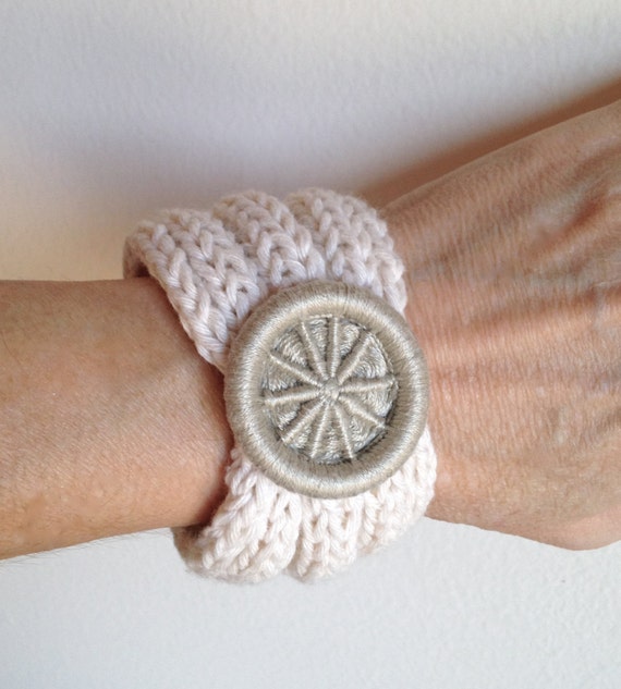 Knitted Bracelet with Dorset Button by GlissKnits on Etsy