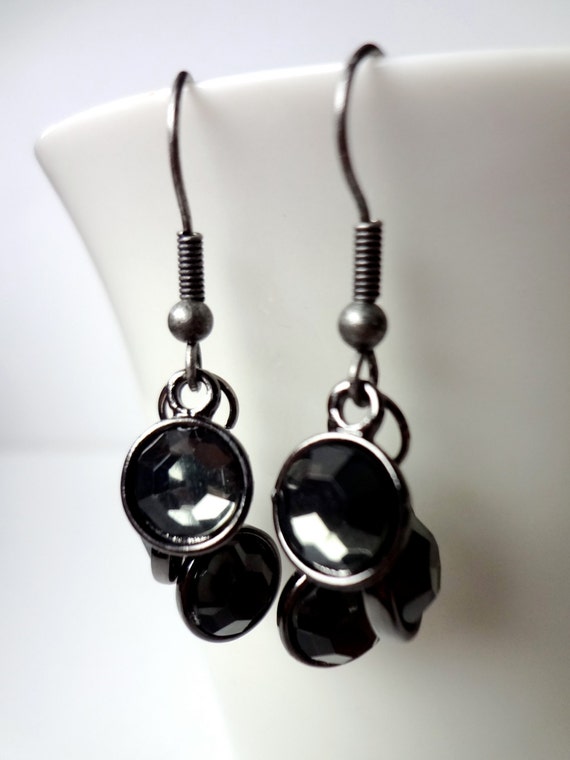 Gunmetal Black Stone Dangle Earrings. Black by TheBeadedLadybug