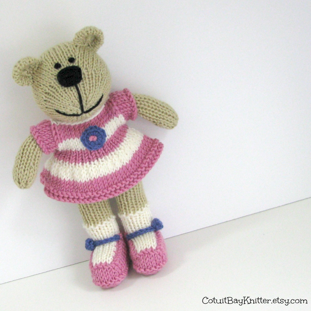 hand knitted bear