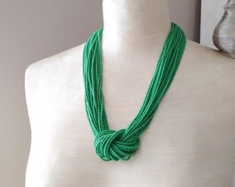 Kelly green necklace, seed bead necklace, green statement necklace,knot necklace,bridesmaid gift,beaded necklace,gift ,wedding,bridesmaid