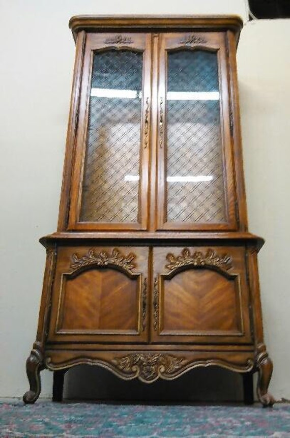 For Bev Dresser Thomasville China Hutch Linen Wardrobe