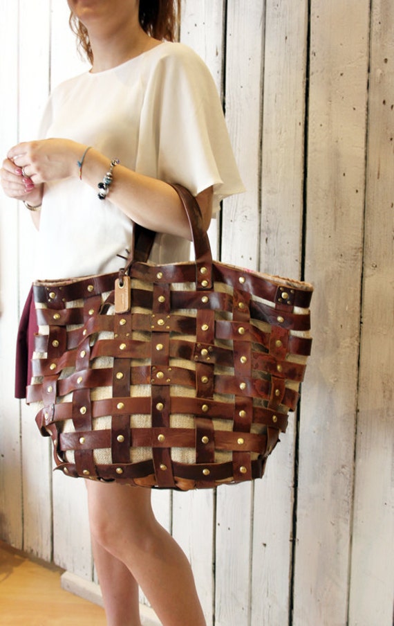 Handmade woven leather bag INTRECCIATO 27