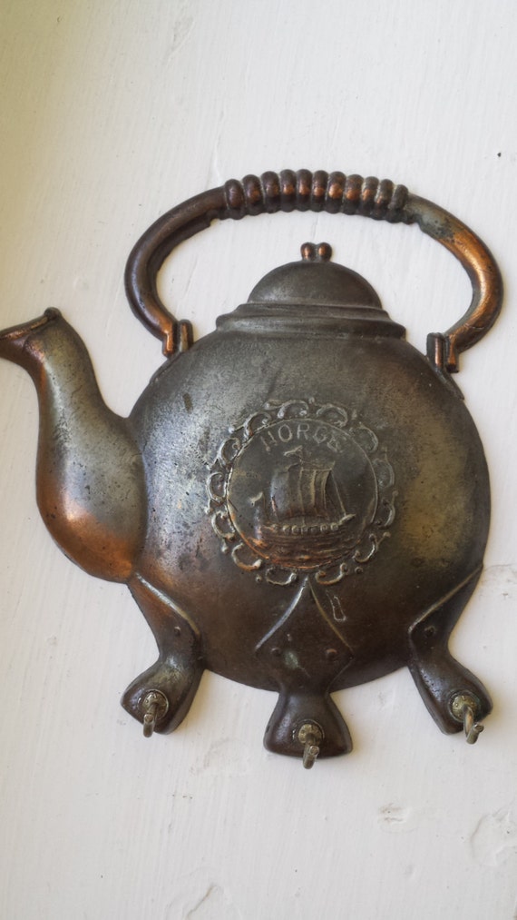 Vintage teapot key hook wall hanging