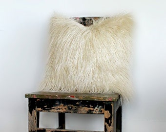Luxury Ivory Faux Fur Pillow, Ivory fur pillow, pillow, faux fur cushion cover, winter decor, fur decor, fur throw pillow, faux fur decor