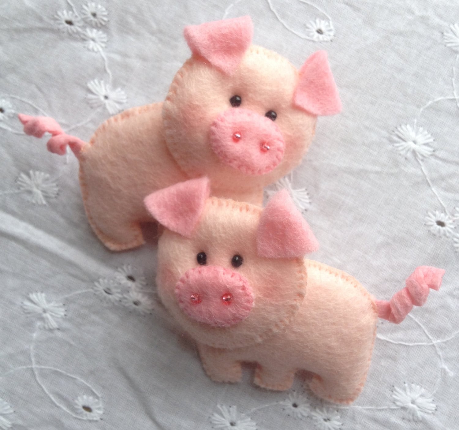 Cute pig hair clips custom made