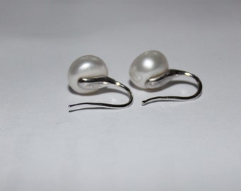 Freshwater Pearl earrings, pearl stud Earring 925 Sterling Silver 6mm, white Bridal pearl earrings,pearl earring, pearl earrings clip
