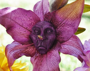Alice in Wonderland Talking Flower "Mr Grumpy" by Jennifer Sutherland resin collection