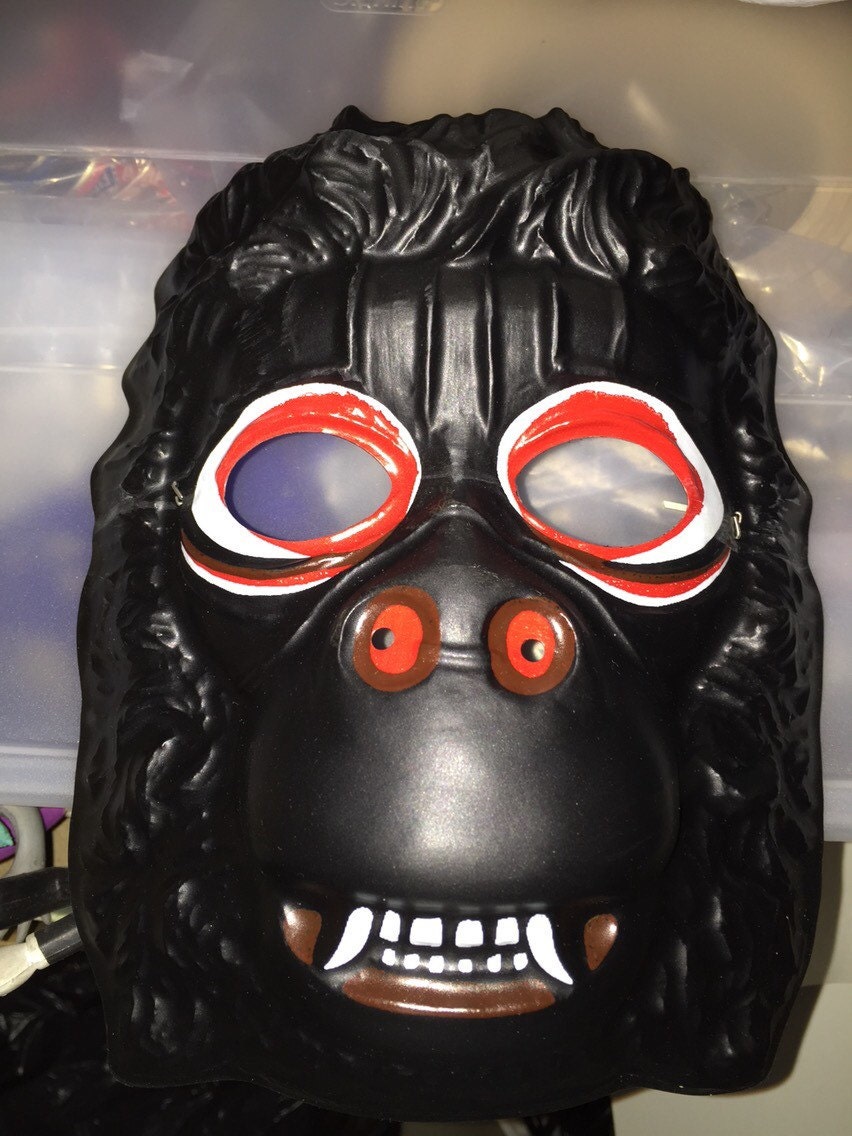 1982 Collegeville King Kong halloween mask mint KING KONG