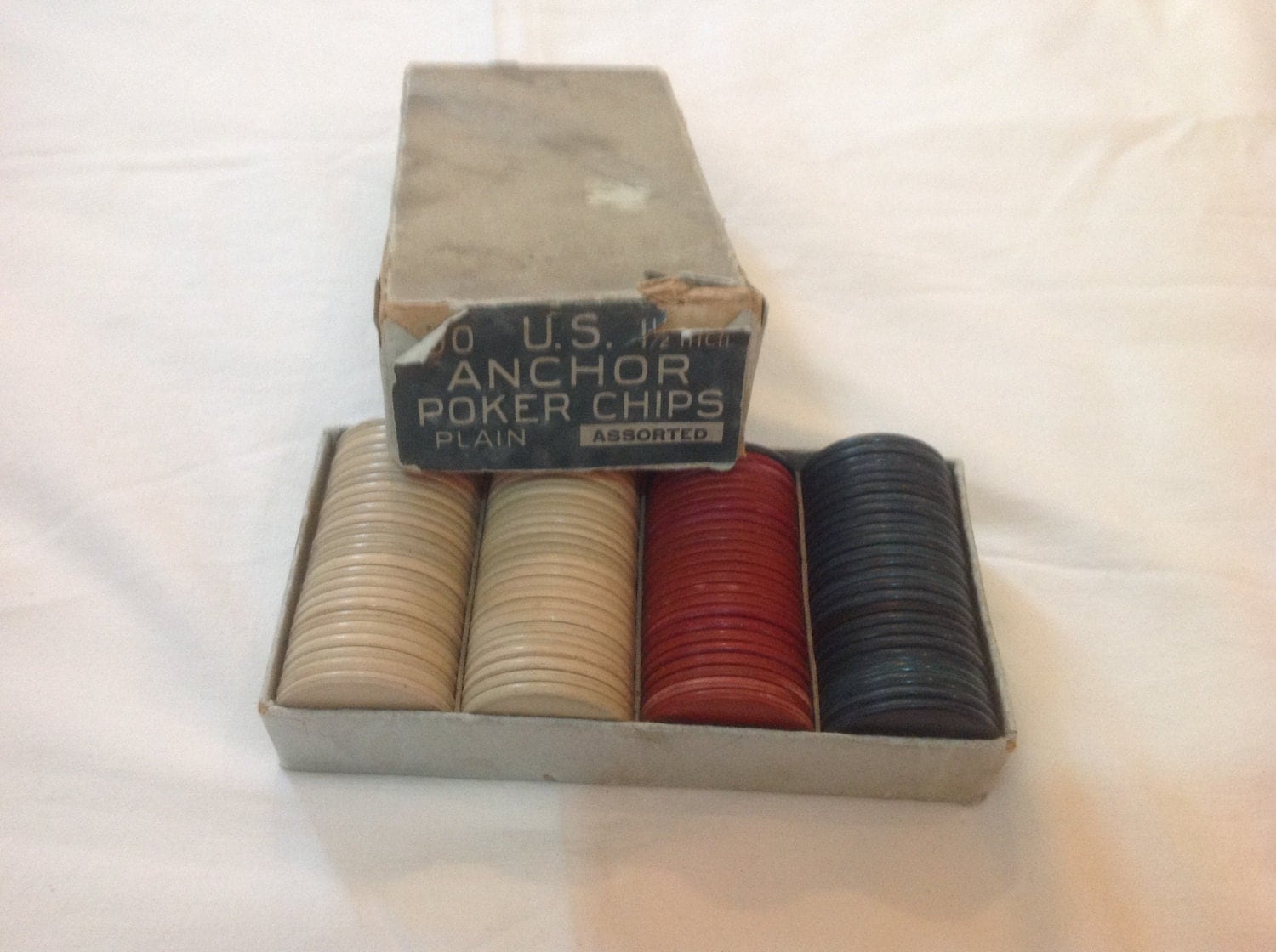 Oil clay poker chips