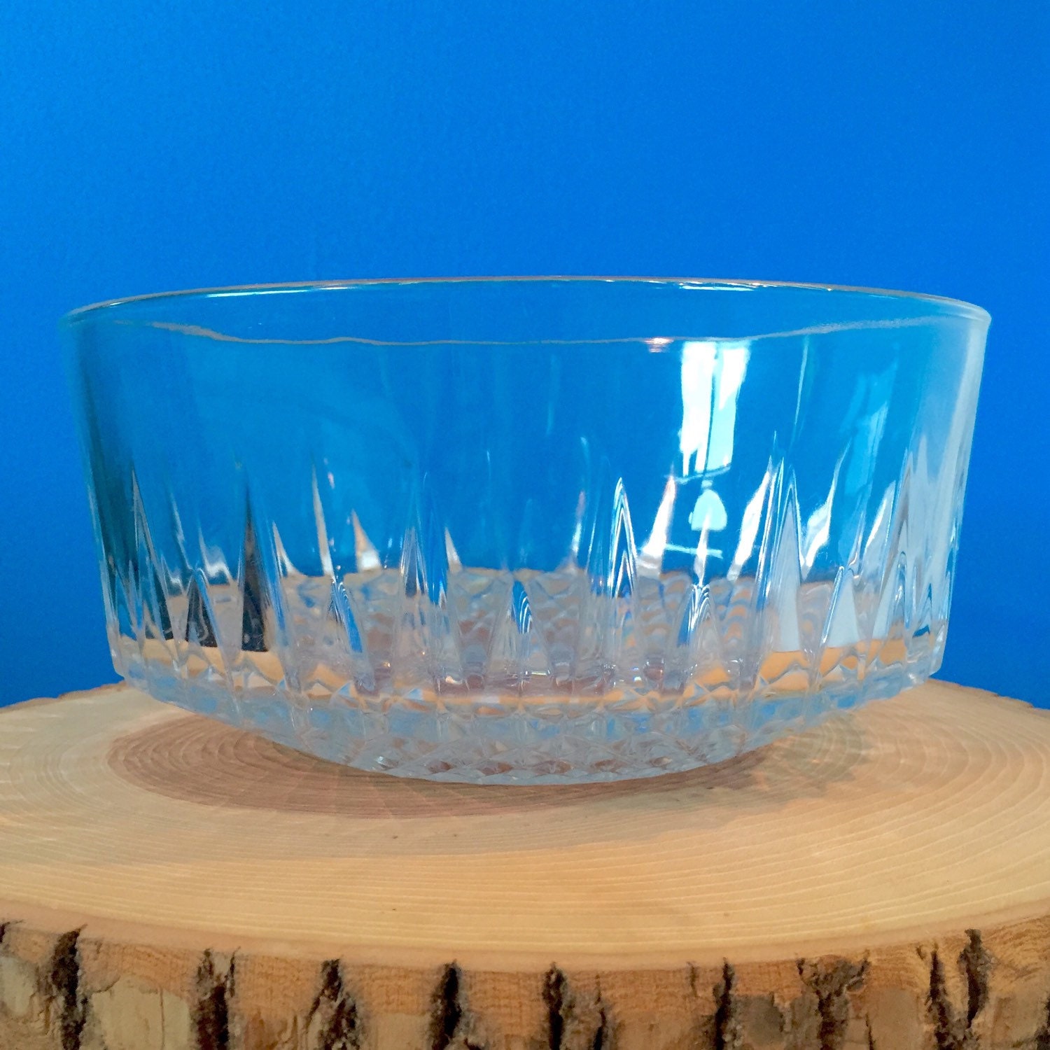 Large Vintage Arcoroc of France Cut Crystal Glass Serving Bowl with