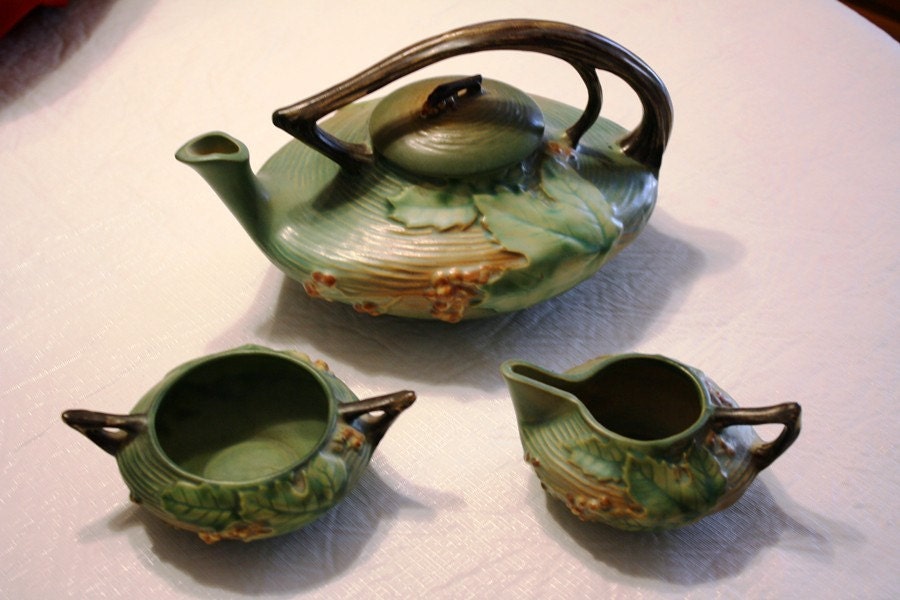 Roseville Bushberry Green Tea Set Teapot Creamer and Sugar